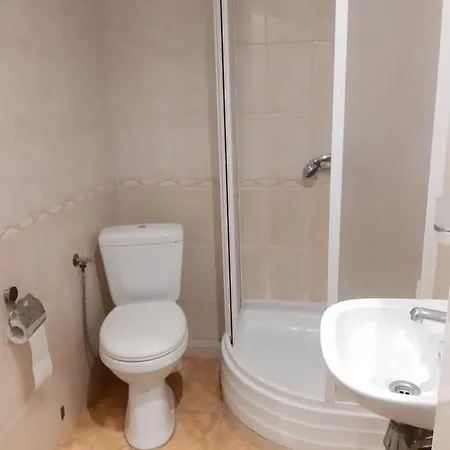 Casa de hóspedes кімнати поруч з автовокзалом *