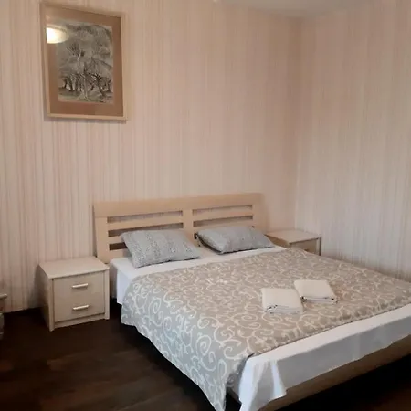 кімнати поруч з автовокзалом * Uzhhorod