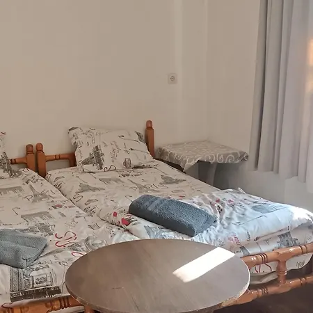 кімнати поруч з автовокзалом *