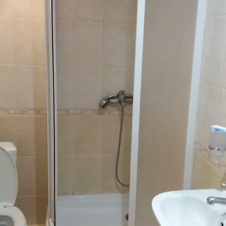 кімнати поруч з автовокзалом Gasthof *