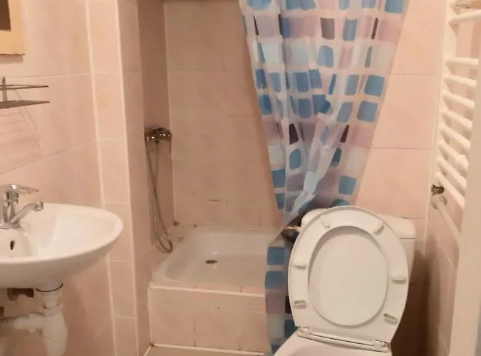 кімнати поруч з автовокзалом Vendégház