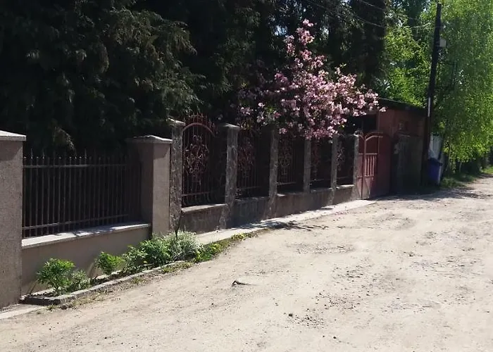 Pensión кімнати поруч з автовокзалом *